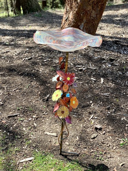 Bird Bath by SiOX Glass